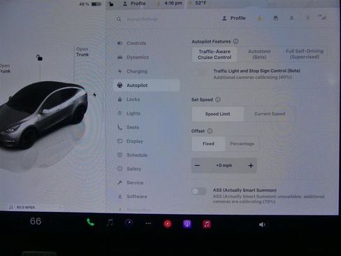 Used 2024 Tesla Model Y Performance image 14