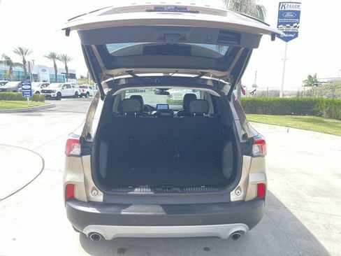 Used 2021 Ford Escape SEL image 26