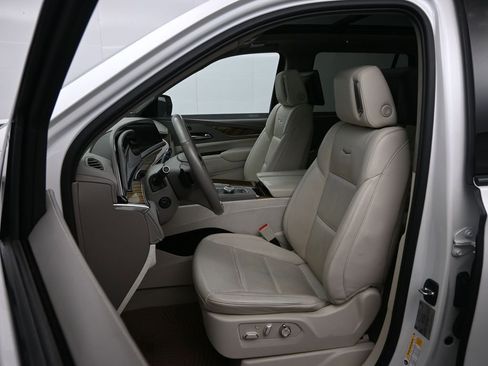 Used 2023 Cadillac Escalade Sport Platinum image 27