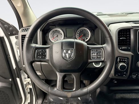 Used 2022 RAM 1500 Tradesman w/ Chrome Appearance Group image 12