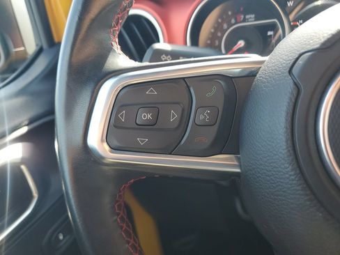 Used 2021 Jeep Wrangler Unlimited Rubicon AWD/4WD image 17