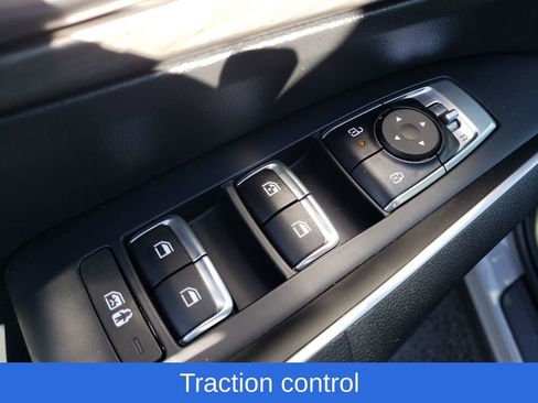 Used 2024 Kia Sorento X-Line EX image 19