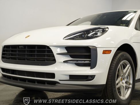 Used 2019 Porsche Macan AWD/4WD image 22