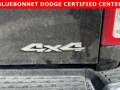 Used 2024 RAM 2500 Tradesman w/ Chrome Appearance Group AWD/4WD image 18