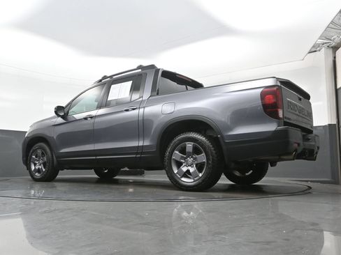 Used 2025 Honda Ridgeline TrailSport image 29