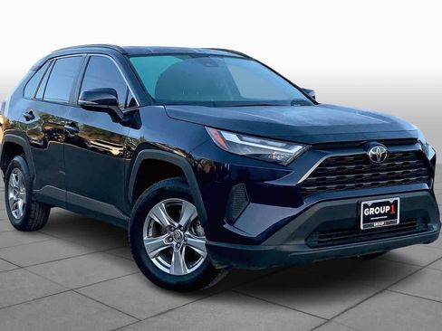 Used 2023 Toyota RAV4 XLE image 3