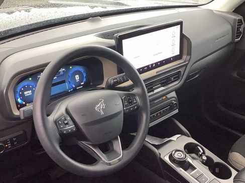 Used 2025 Ford Bronco Sport Big Bend image 2