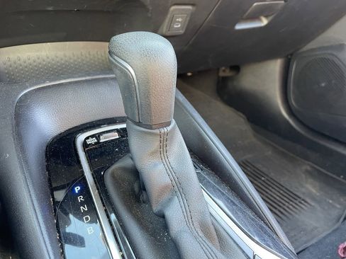 Used 2024 Toyota Corolla SE Nightshade image 5