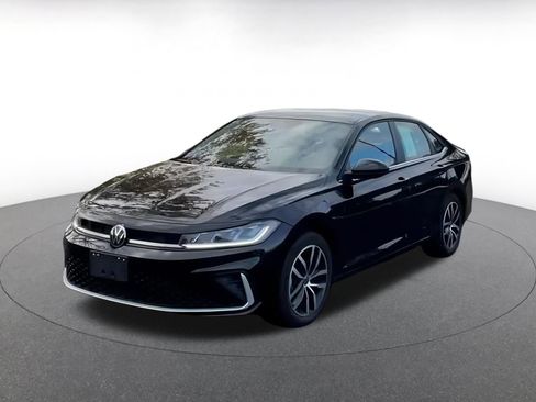 Used 2025 Volkswagen Jetta SE image 7