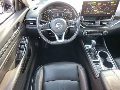 Used 2023 Nissan Altima 2.5 SR w/ SR Premium Package AWD/4WD image 12