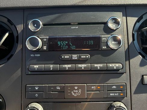 Used 2016 Ford F350 XL w/ Power Equipment Group image 32