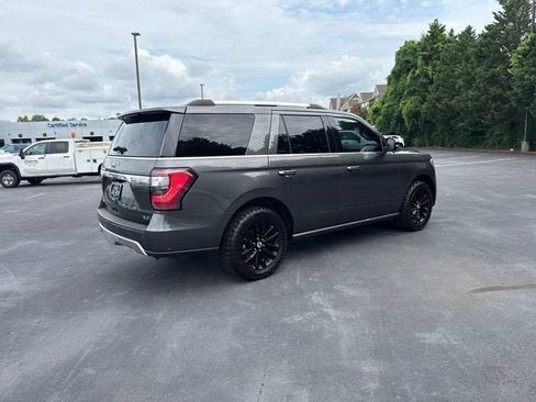 Used 2019 Ford Expedition Limited w/ Equipment Group 301A RWD image 3
