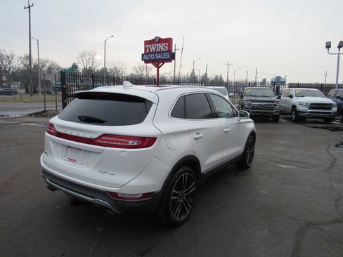 Used 2017 Lincoln MKC Reserve w/ Lincoln MKC Climate Package AWD/4WD image 5