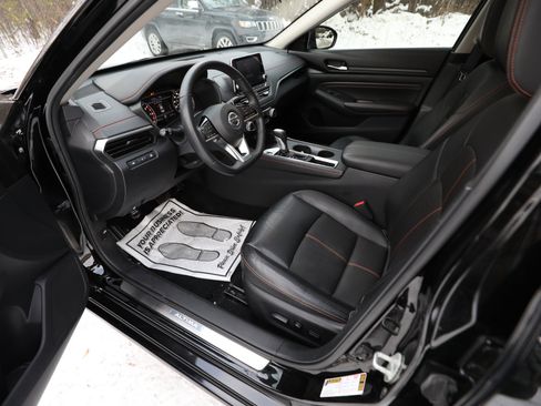 Used 2019 Nissan Altima 2.0 SR image 15