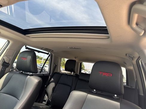 Used 2024 Toyota 4Runner TRD Off-Road Premium w/ Off Road Premium Plus Package AWD/4WD image 12