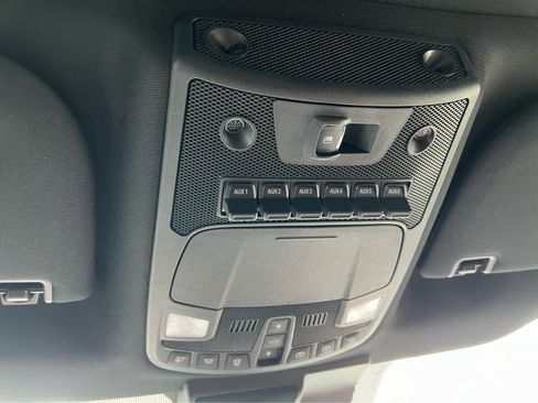 Used 2022 Ford F450 Platinum w/ FX4 Off-Road Package image 39