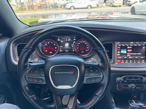 Used 2020 Dodge Charger Scat Pack w/ Navigation & Travel Group image 18