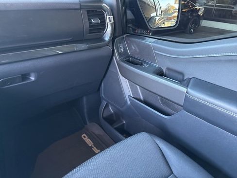 Used 2022 Ford F150 XLT w/ Equipment Group 302A High image 17