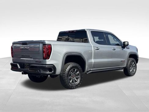 Used 2024 GMC Sierra 1500 AT4X AWD/4WD image 4