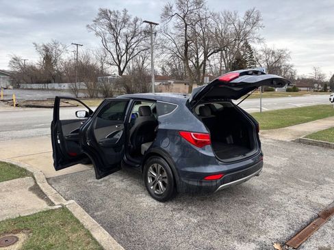 Used 2013 Hyundai Santa Fe Sport image 10