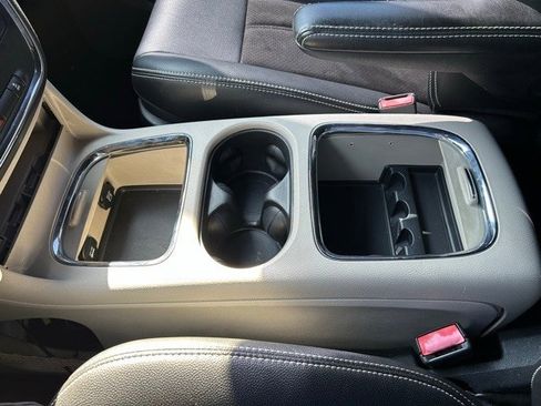 Used 2019 Dodge Grand Caravan SXT image 20