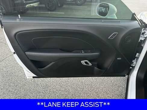 Used 2023 Dodge Challenger R/T w/ Plus Package image 10