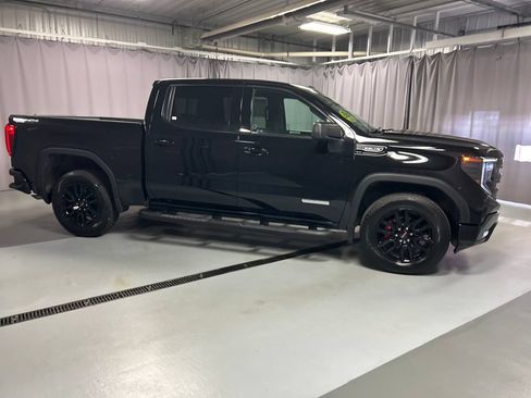 Used 2024 GMC Sierra 1500 Elevation w/ Preferred Package AWD/4WD image 8