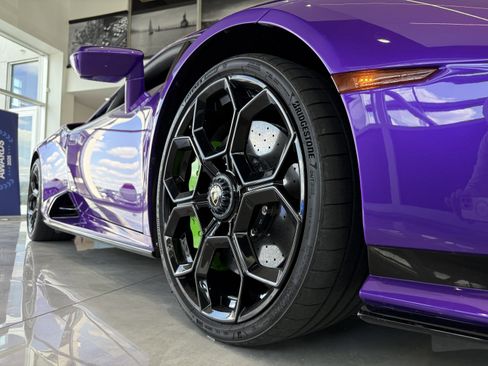 Used 2023 Lamborghini Huracan Tecnica image 37