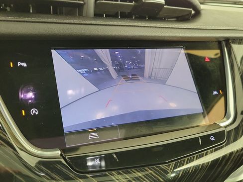 Used 2024 Cadillac XT6 Premium Luxury FWD image 28