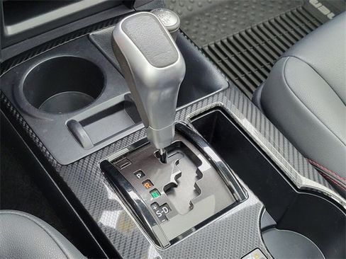 Used 2019 Toyota 4Runner TRD Off-Road Premium image 26