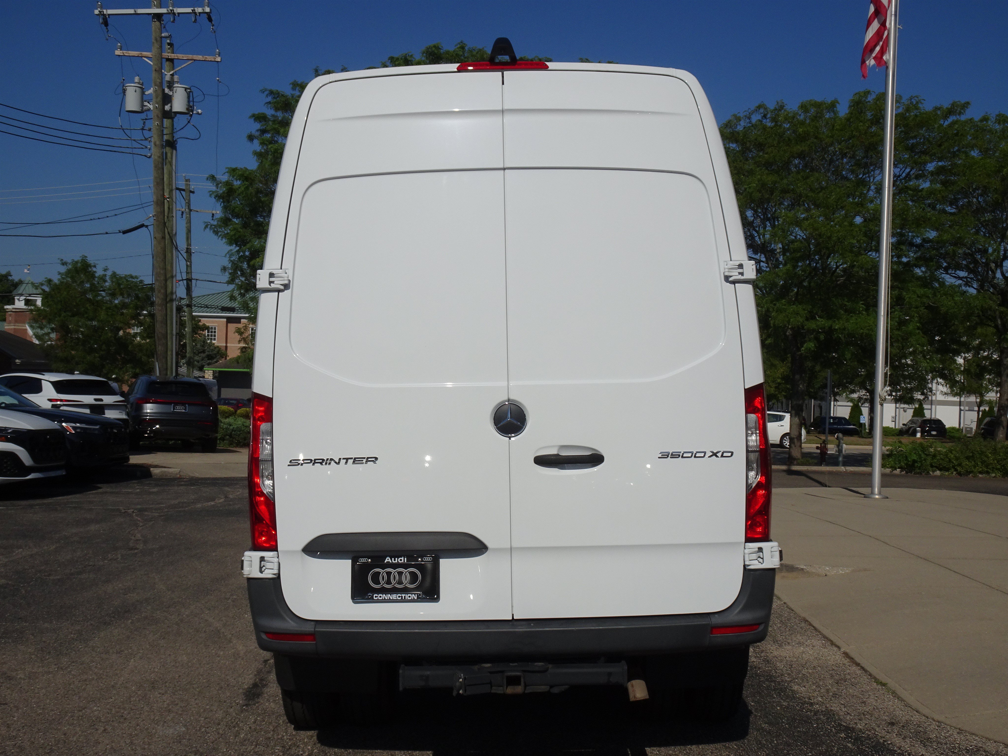 Used 2022 Mercedes-Benz Sprinter 3500 image 4