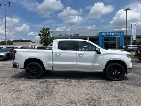 Used 2024 Chevrolet Silverado 1500 LTZ image 2