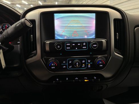 Used 2017 GMC Sierra 1500 SLE image 21