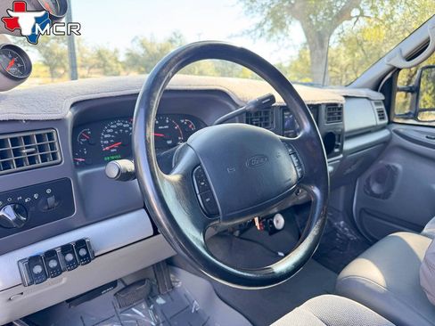 Used 2002 Ford F350 Lariat AWD/4WD image 26