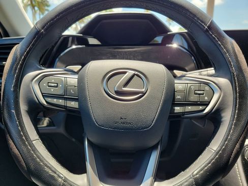 Used 2025 Lexus NX 250 FWD w/ Accessory Package (Z2) image 30