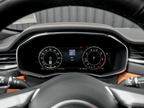 New 2026 Jaguar F-PACE R-Dynamic S image 12