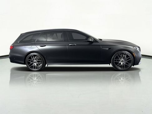 Used 2023 Mercedes-Benz E 63 AMG S image 9