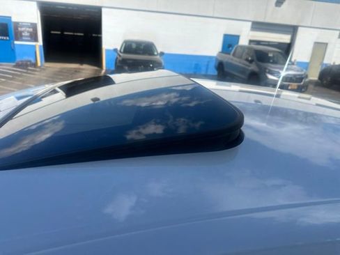 Used 2021 Honda Accord EX-L image 5