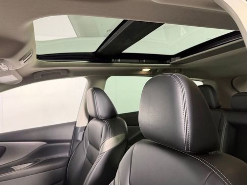 Used 2024 Nissan Murano SL FWD image 24
