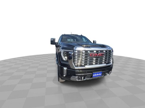 New 2026 GMC Sierra 3500 Denali AWD/4WD image 2