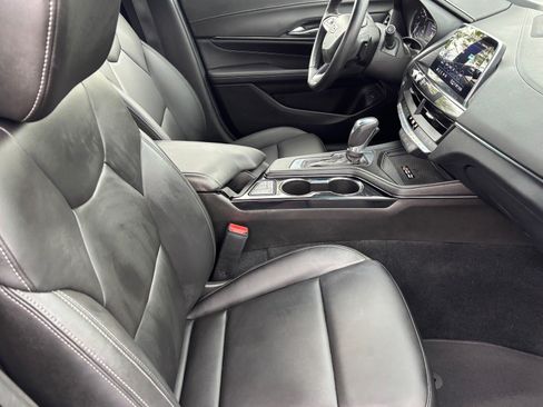 Used 2024 Cadillac CT4 Luxury w/ Cold Weather Package RWD image 32