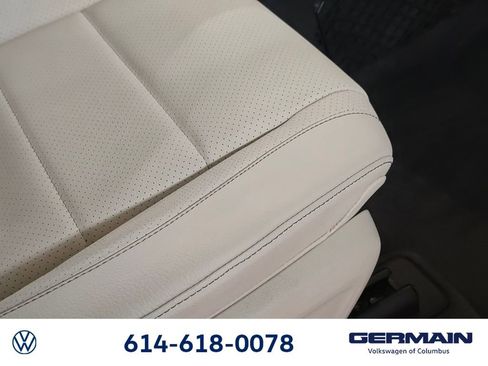 Used 2020 Mercedes-Benz GLS 450 4MATIC image 33