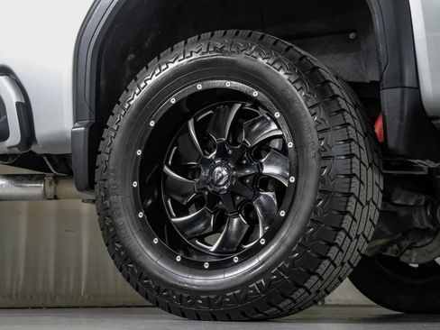 Used 2021 GMC Sierra 2500 Denali w/ Denali Ultimate Package AWD/4WD image 52