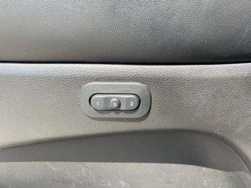 Used 2018 Jeep Grand Cherokee Limited AWD/4WD image 16