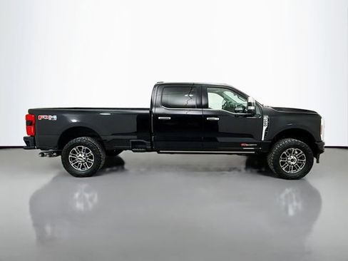Used 2024 Ford F250 Limited w/ FX4 Off-Road Package AWD/4WD image 8