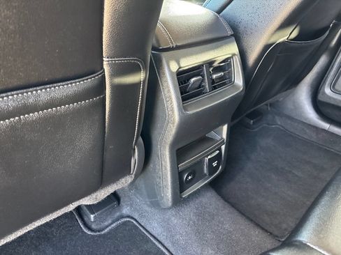 Used 2024 Ford Edge Titanium AWD/4WD image 27