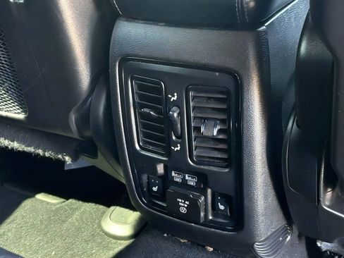 Used 2021 Dodge Durango GT RWD image 31