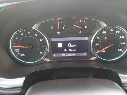 Used 2023 Chevrolet Traverse RS image 7