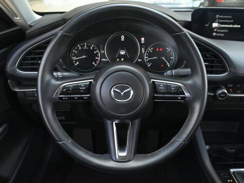 Certified 2025 MAZDA MAZDA3 s FWD image 18