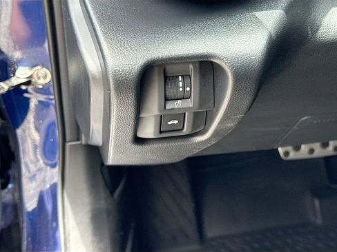 Used 2024 Toyota GR86 Premium RWD image 10